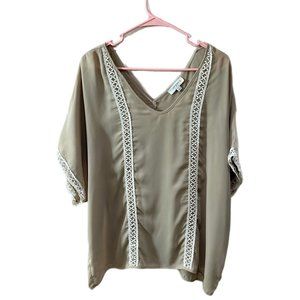 Umgee Beige Crochet Sleeve Women’s Size XL Top